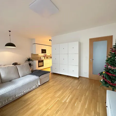 With Free Parking In Appartement Prague
