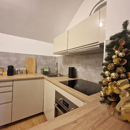 Cozy Near Castle Prag