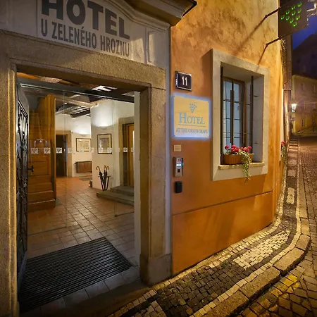 At The Grape 4* Praga