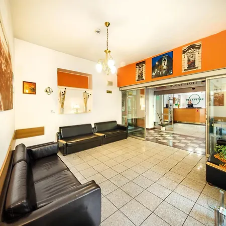 Golden Garni 3* Prag