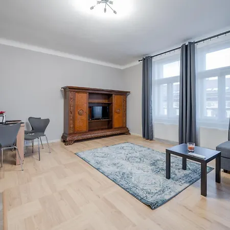 Apartment Palace Petrarca *