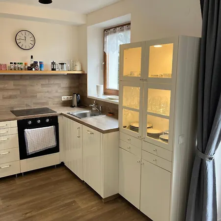 Sarka Apartment *