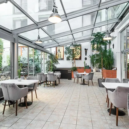 Hotell Troja Prag