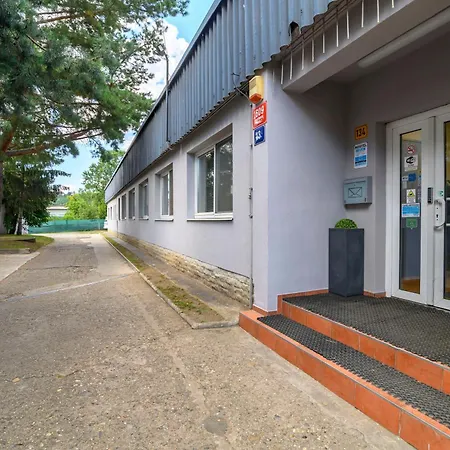 Seven Hostel