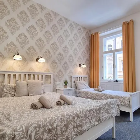 Finnem Tyrsova Apartamento Praga
