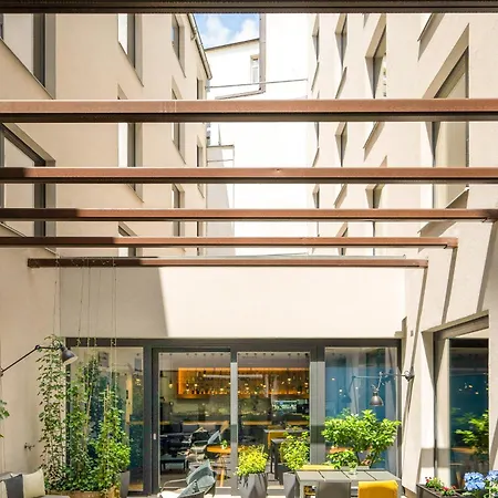 Szálloda Innside By Melia Old Town 4*