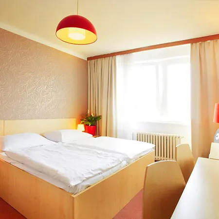 Charles Hotel