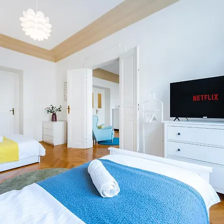 Grand Deluxe Vip Apartment *