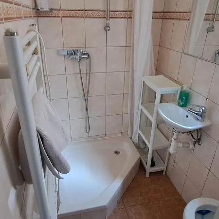 Apartments In Mala Strana - 10 Minutes From Charles Bridge * Prague