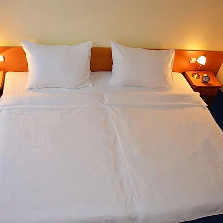 Albion 4* Praga