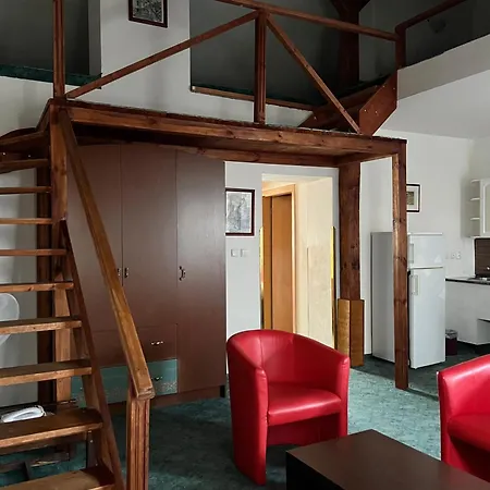 Geo Hotel