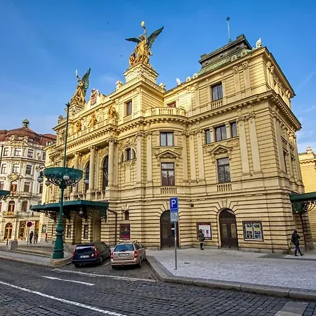 Charming By Museum And Wenceslas Square *