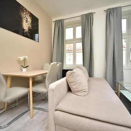 Vltava Design Apartment