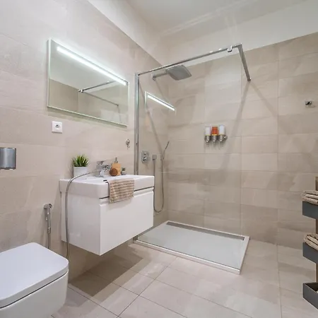 A - Old Town Apartment *