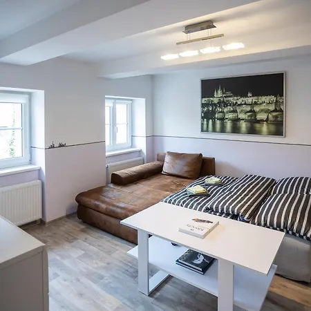 아파트 Spacious 20 Min From National Theatre