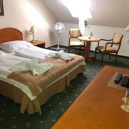 Geo Hotel