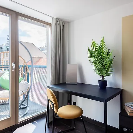 Apartments With Large Balcony, Parking Prague Prague