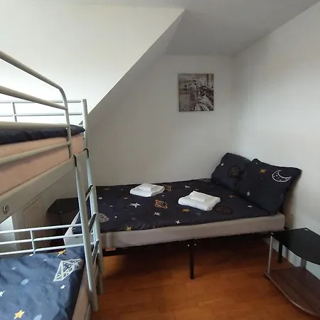 Duplex With Garden Apartment
