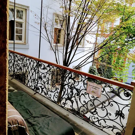 Hostel Homer - Old Town Square Prague