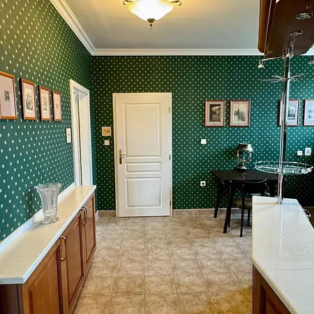 Retro Villa Prague 700Sqm Indoor-Pool, Sauna, Bbq, Table Soccer