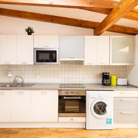 Apartamento Hybernska By Pragueforyou Praga