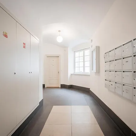 Old Town Square Apartment Prague