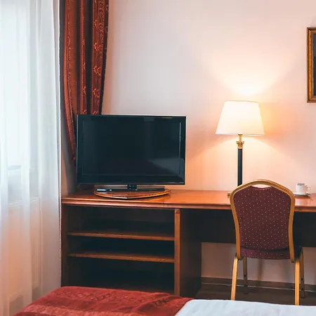 Ariston Hotel 4*