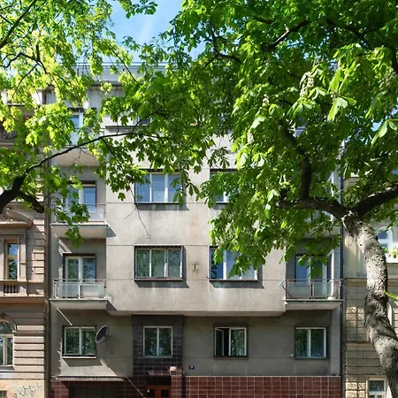 Cozy Studio With Terrace In Smichov By Days Prague