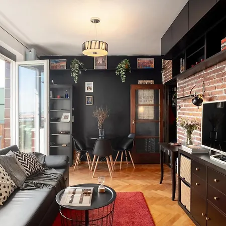 Apartment Cozy Studio With Terrace In Smichov By Days