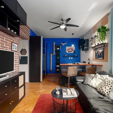 Apartment Cozy Studio With Terrace In Smichov By Days Prague