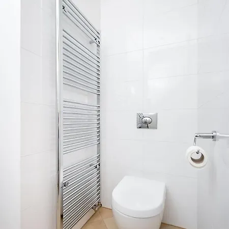 Wishlist Old Residences - New Town Daire
