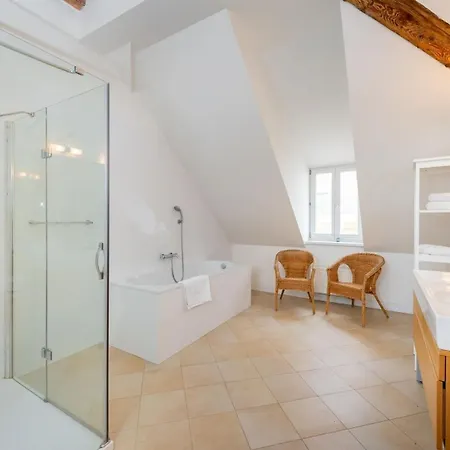 Wishlist Old Residences - New Town Daire *