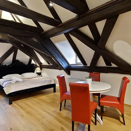 Old Town Boutique Daire Prag