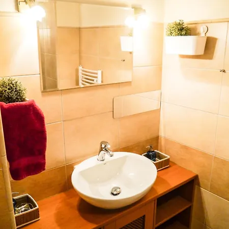 Hotel Dahlia 3*