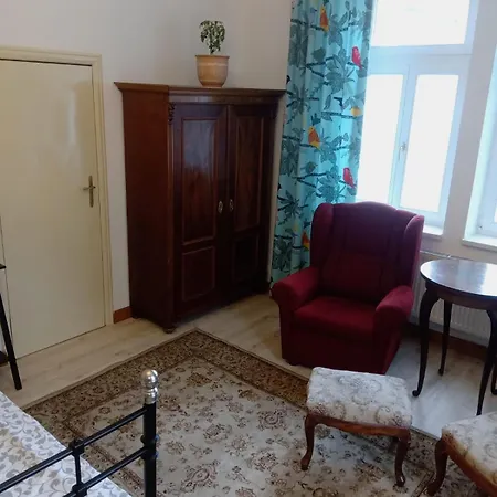 Historic Apartment *