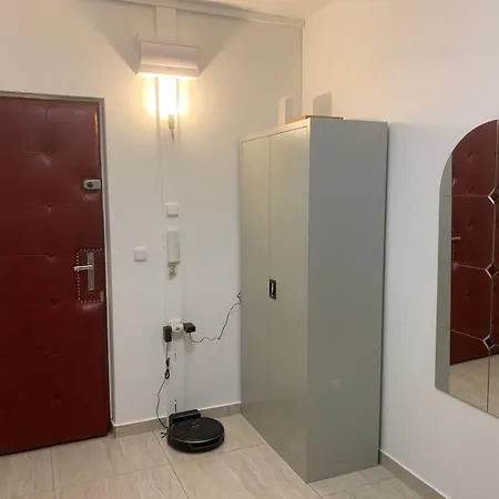 Emperor In Apartment