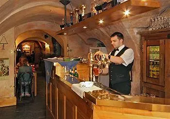 U šuterů Hotel 3*