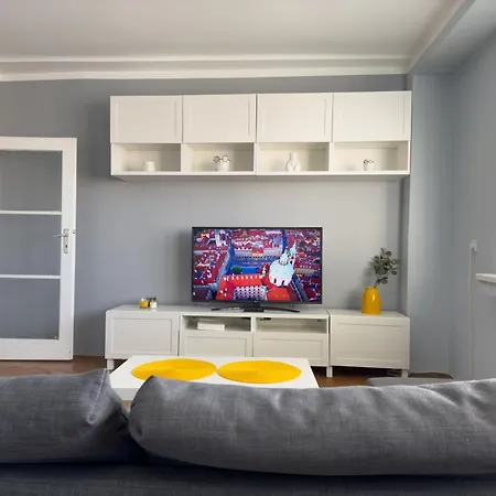 Apartment Eden Slavia Prague