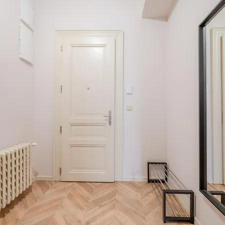 Palace Petrarca Apartment *