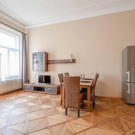 Apartment Palace Petrarca *