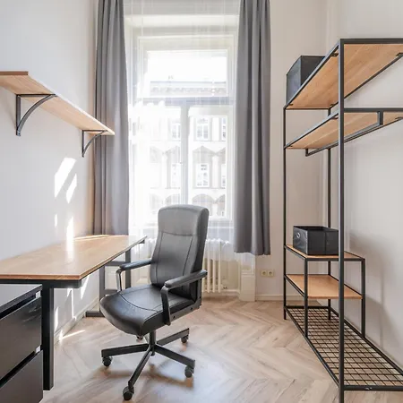 Palace Petrarca Apartment *