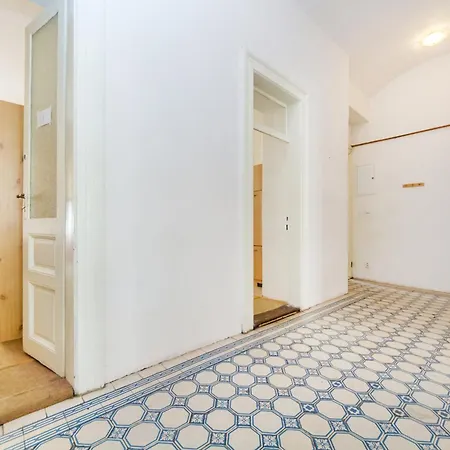 Apartment Rehorova 30