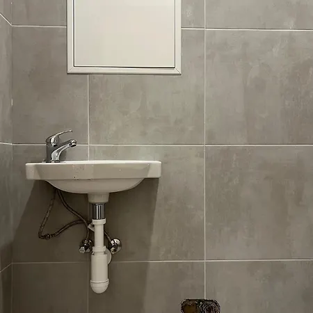 A New Apartment, Free Parking, Close To The Center Prague