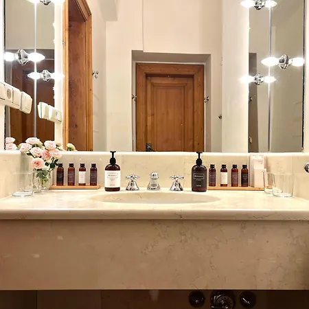 Luxury Palais Des Arts Apartment Prague