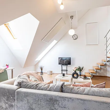 Days - Terrace - Stunning View - Duplex プラハ
