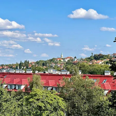 Appartement Jana's Wow Apt, 2br, Metro Next Door, Near The Airport Praag