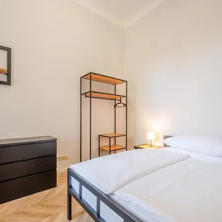 Apartment Palace Petrarca *