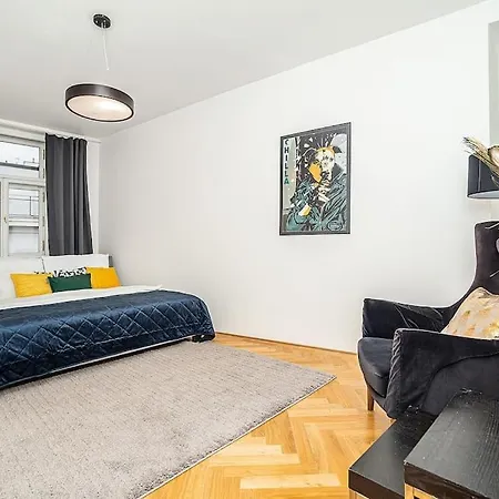 Amazing 2-bedroom With Terrace And Air-condition Apartment Prague