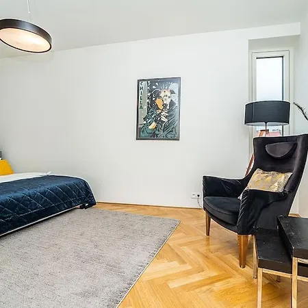 Amazing 2-bedroom With Terrace And Air-condition