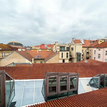 Amazing 2-bedroom With Terrace And Air-condition * Prague